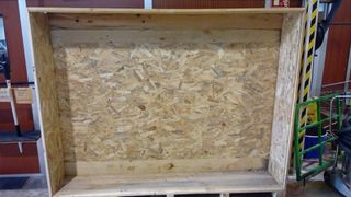 Caja de  madera para voladero pájaros o transporte