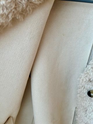 Abrigo pelo Bimba y Lola beige