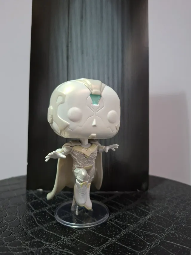 Funko Mónica Rambeau y Visión Blanco