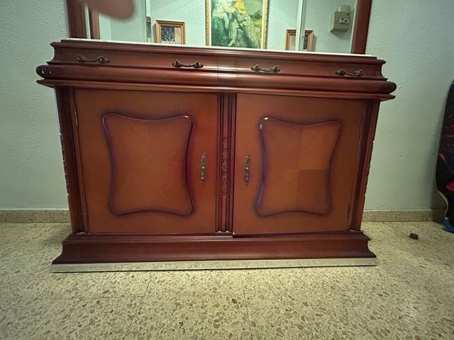 Mobile ingresso in legno e marmo