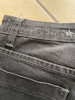 Bellissimi jeans Desigual neri con ricami oro