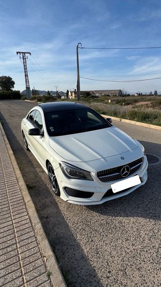 Mercedes-Benz Clase CLA 2015
