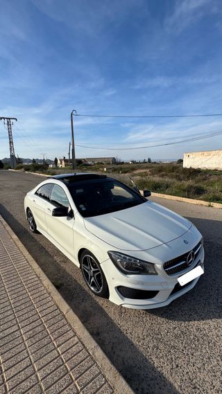 Mercedes-Benz Clase CLA 2015