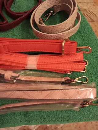 Lotto 6 tracolle per borse