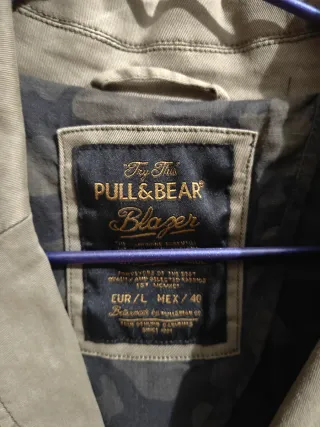 Americana Pull&Bear caqui Talla L