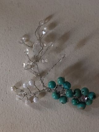 Tocado pelo flores y perlas