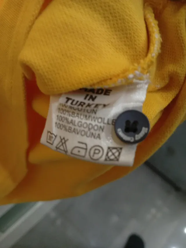 Maglia gialla henry cottons  16 anni