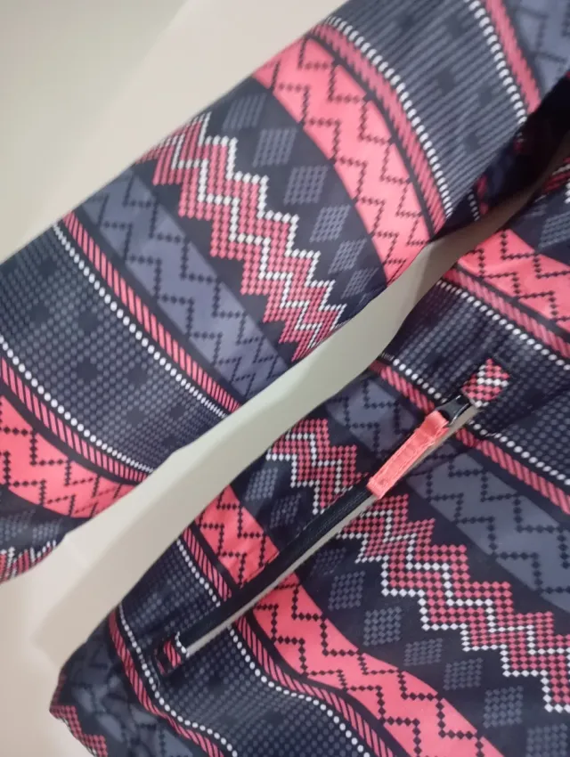 Cazadora estampada Talla S