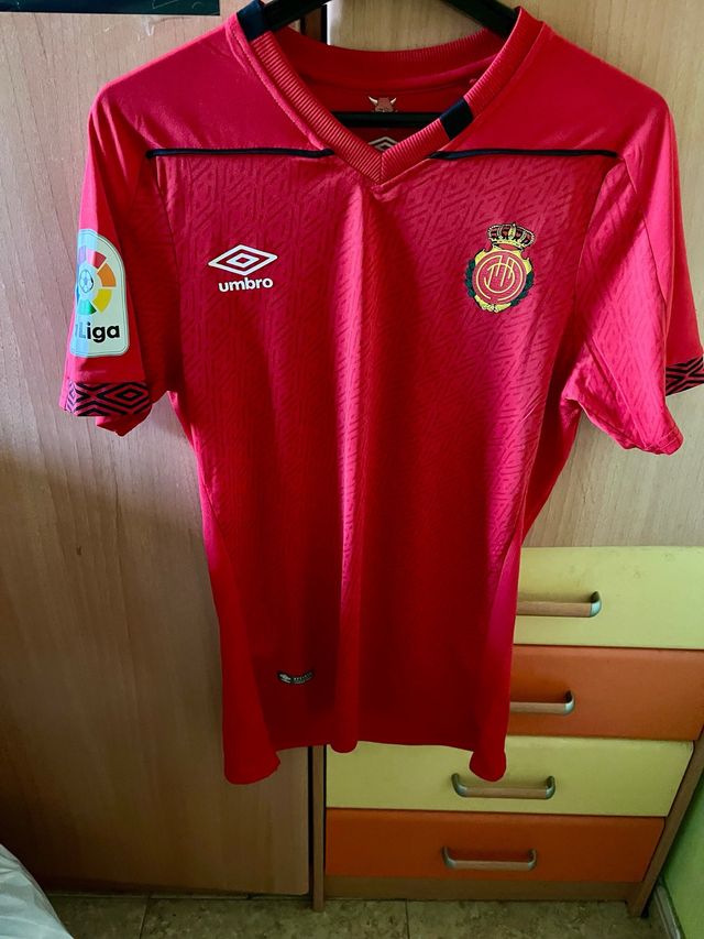 Camiseta Umbro Mallorca Roja Talla M