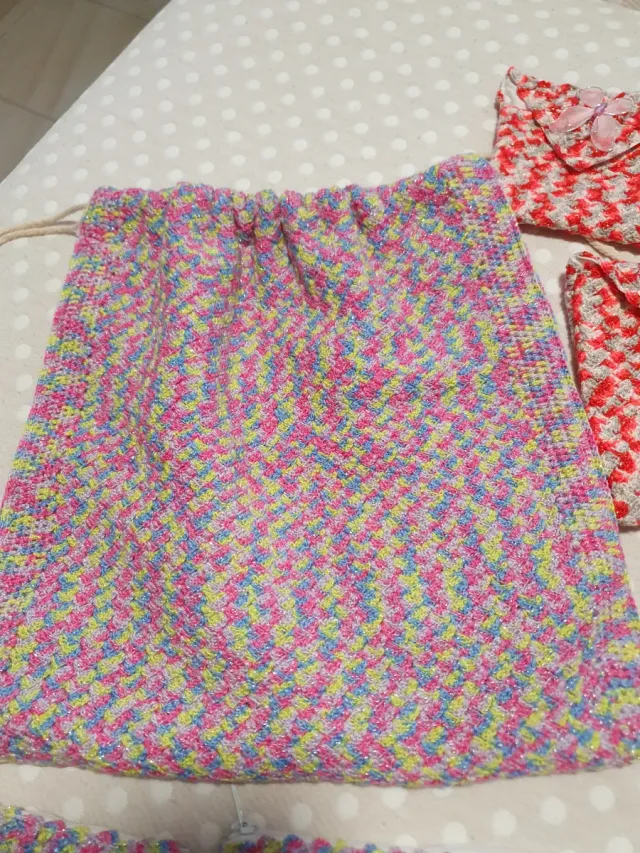 Monederos y bolsos de ganchillo multicolor Artesan