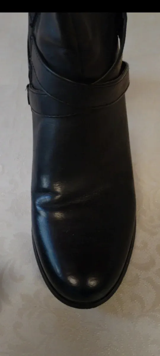 Stivali Primadonna neri con fibbia