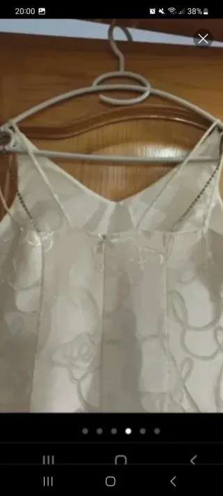 Vestido de fiesta plateado y blanco