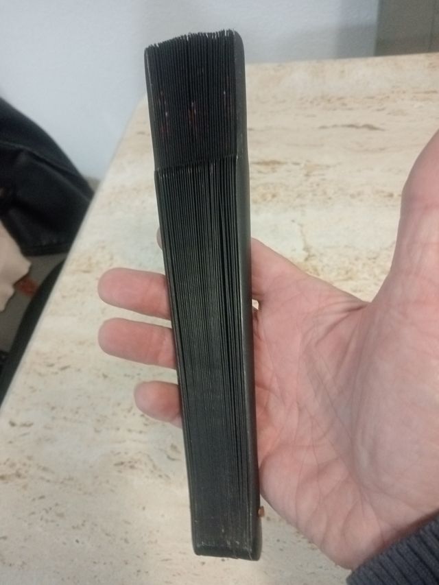 Abanico de madera con flores,es antiguo pintado