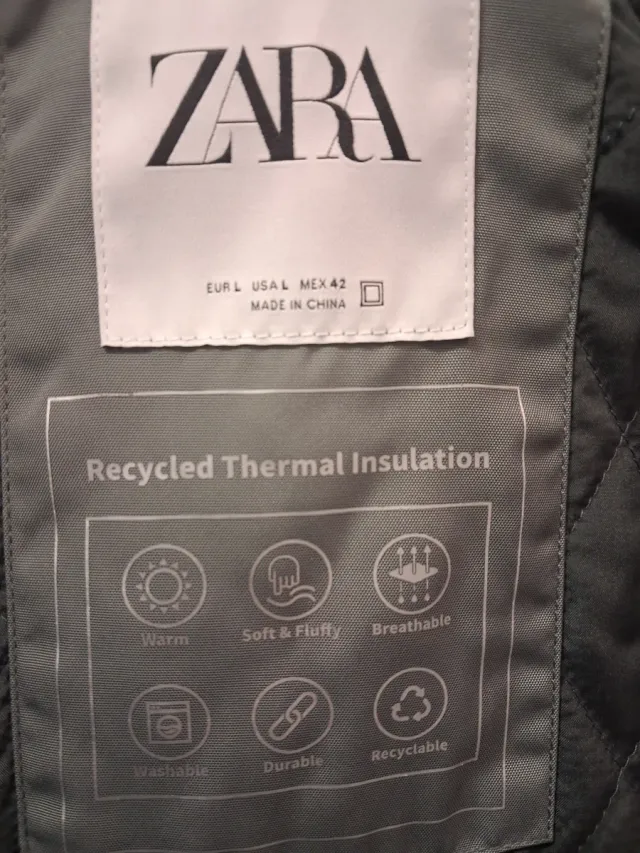 Cazadora bomber verde Zara