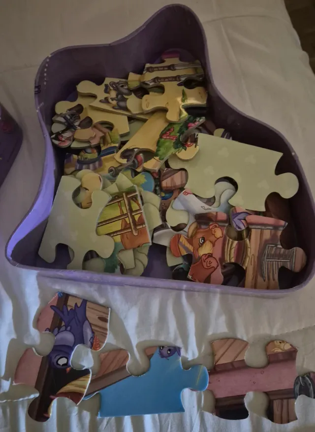 Puzzle 36 piezas niña y caballo