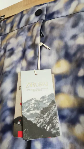 Pantalón nieve Zara