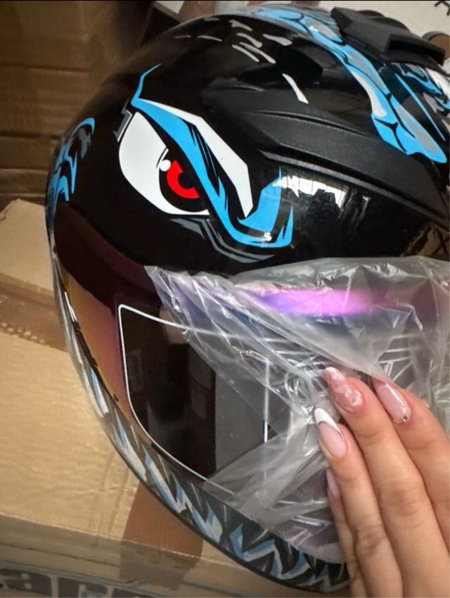 Casco integral moto diseño dragón