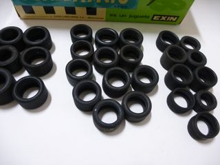 Scalextric EXIN LOTE 30 Neumáticos VARIADOS (LEER)