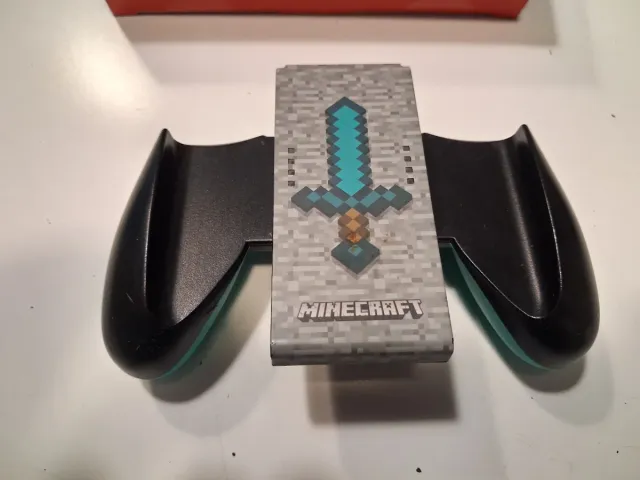 Joy-Con Grip Minecraft Nintendo Switch