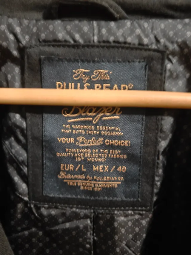 Americana Pull&Bear Talla L Negra