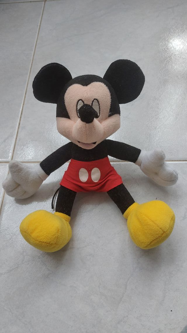 Peluche Mickey Mouse 24cm