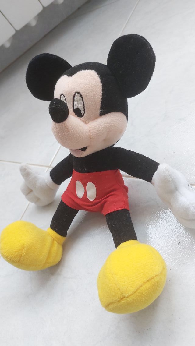 Peluche Mickey Mouse 24cm