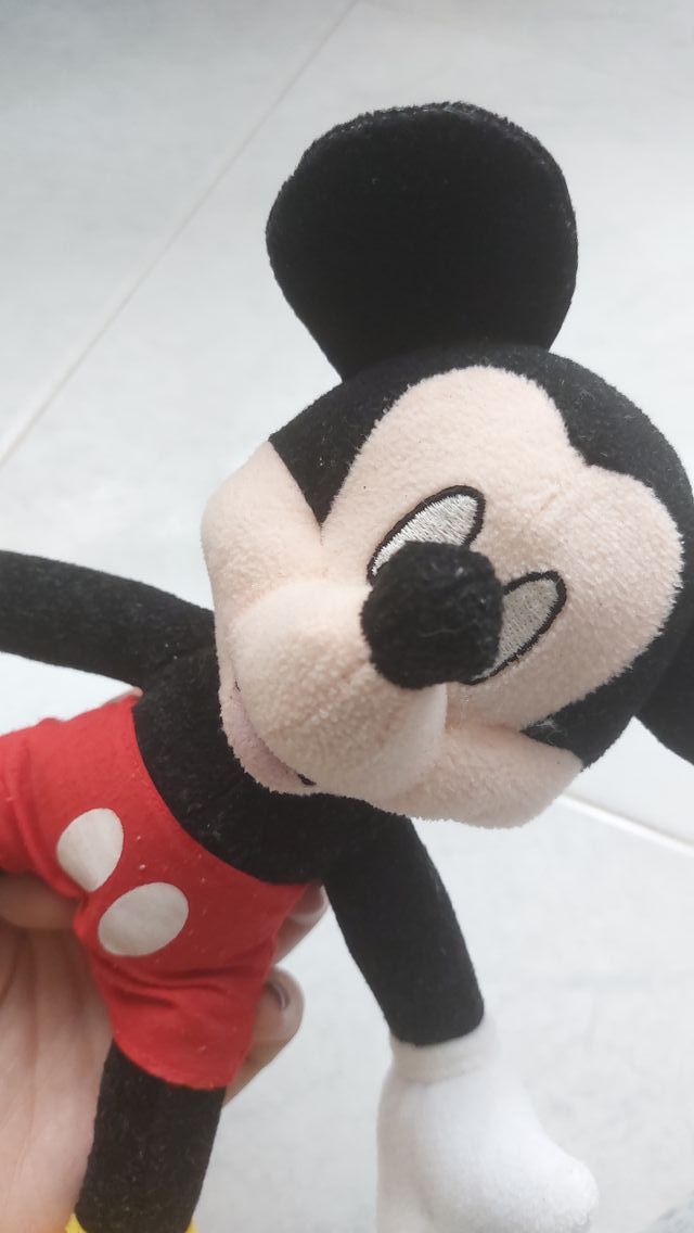 Peluche Mickey Mouse 24cm