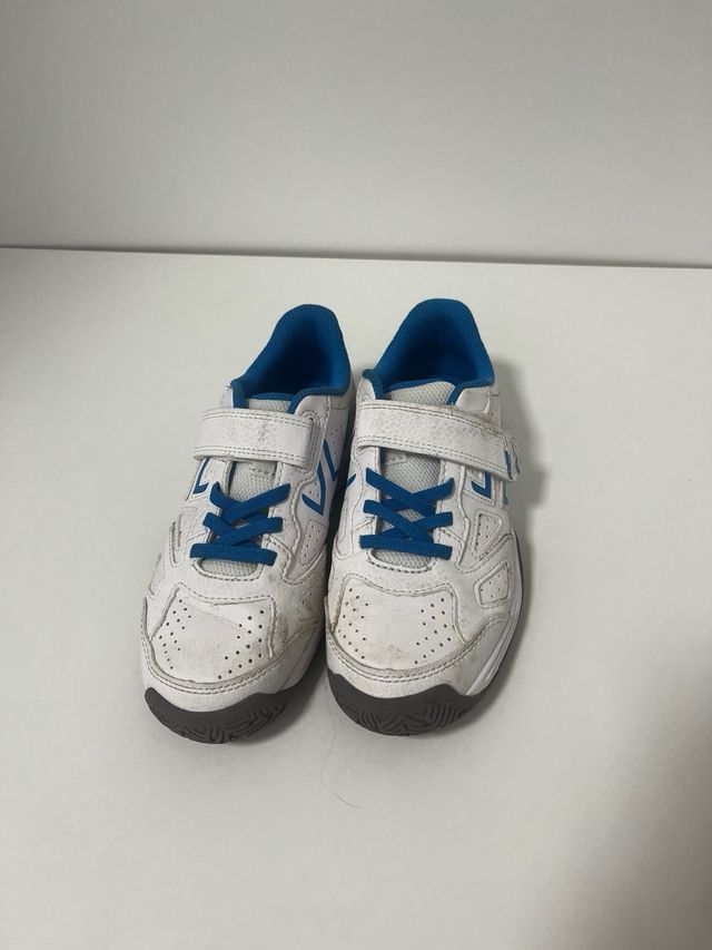 Playeras Tenis Blancas y Azules Talla 33