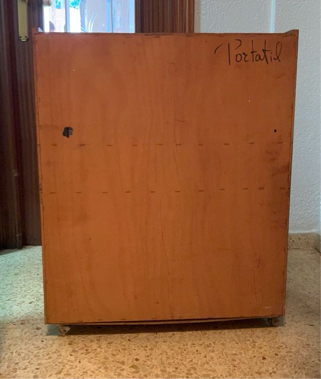 Mueble auxiliar para vinilos de madera