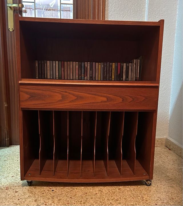 Mueble auxiliar para vinilos de madera