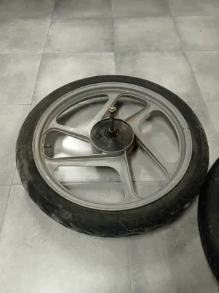 Llantas 17" Derbi Variant Start