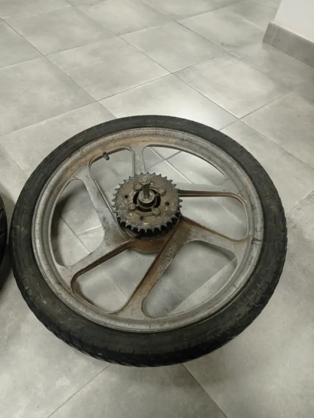 Llantas 17" Derbi Variant Start