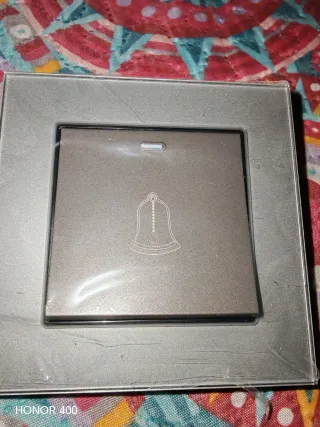 Timbre con diseño de campana