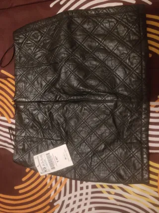 Falda efecto piel Zara Talla XS