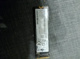 SSD Western Digital NVMe con dissipatore.