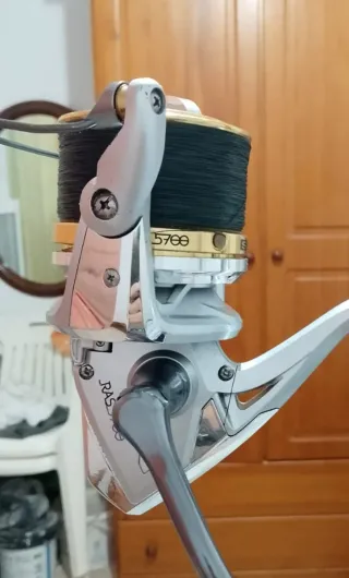 Lote 2 cañas de pescar Yokozuma