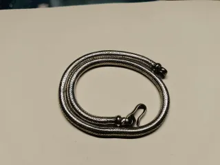 Cadena de plata estilo serpiente