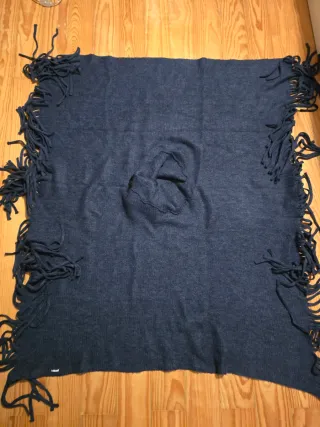 Poncho Spaccio gola alta preto