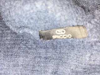 Poncho Spaccio gola alta preto