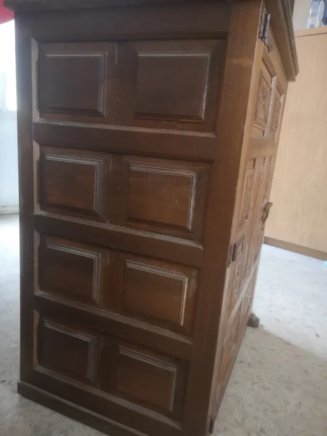 Máquina de coser Alfa con mueble