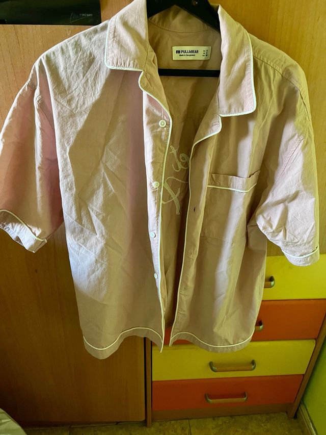 Camisa rosa Pull&Bear