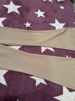 Pantalón campana Shein beige