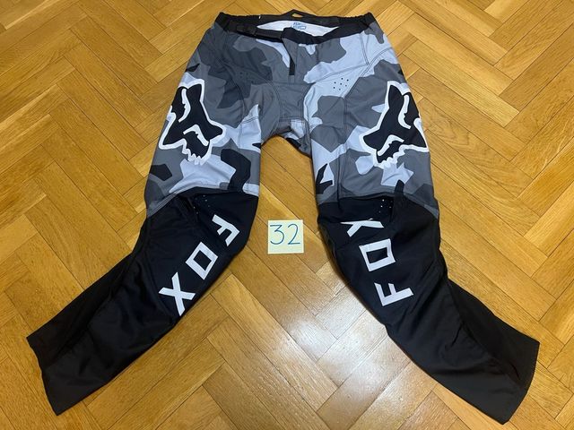 Pantalón Motocross Camuflaje Talla 32.NUEVO