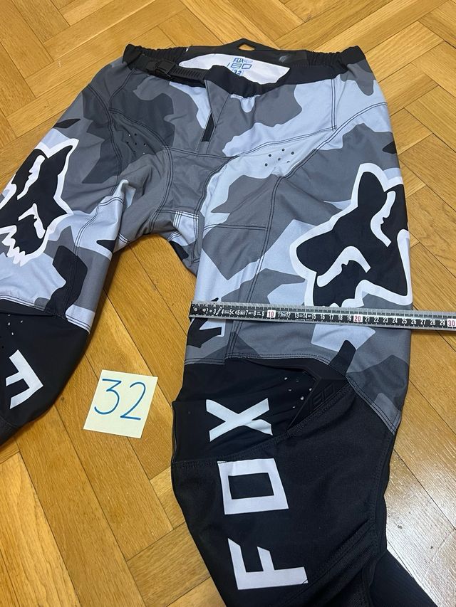 Pantalón Motocross Camuflaje Talla 32.NUEVO