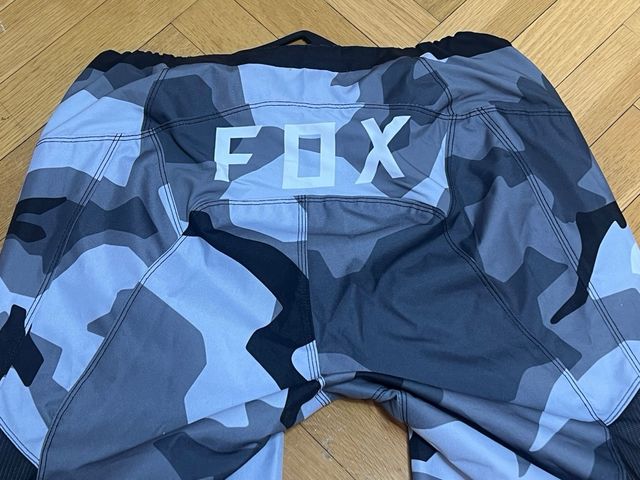 Pantalón Motocross Camuflaje Talla 32.NUEVO