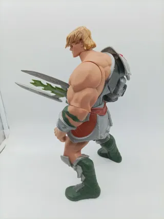 HE-MAN & SKELETOR JUMBO MOTU 200X