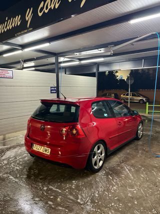 Volkswagen Golf GTI 2005