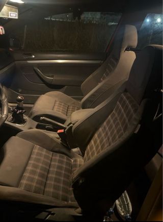 Volkswagen Golf GTI 2005