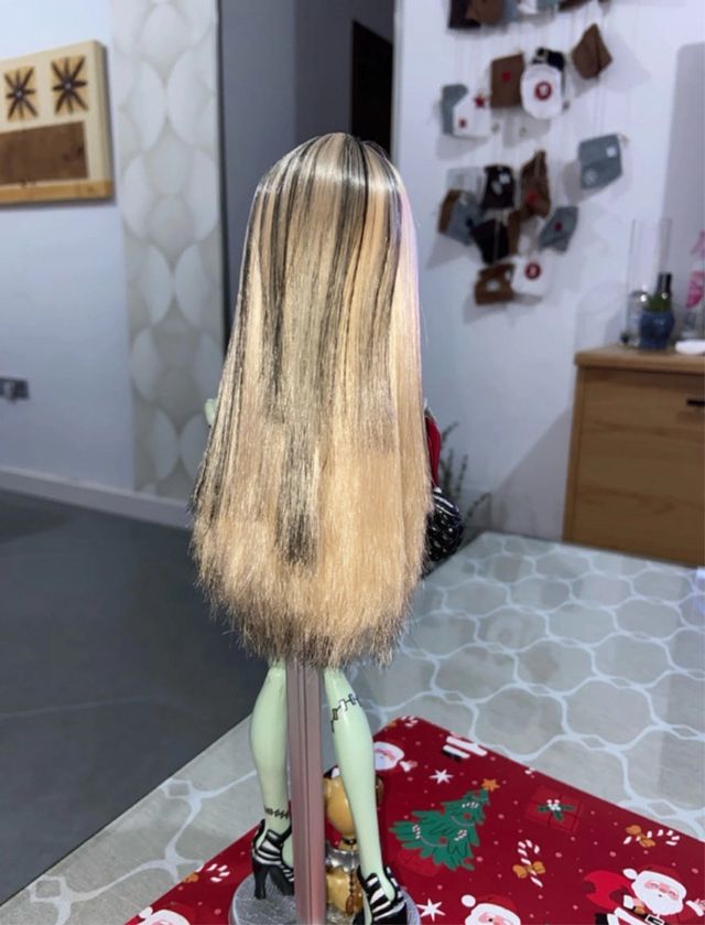 Monster High Frankie Stein Muñeca