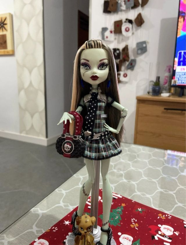 Monster High Frankie Stein Muñeca